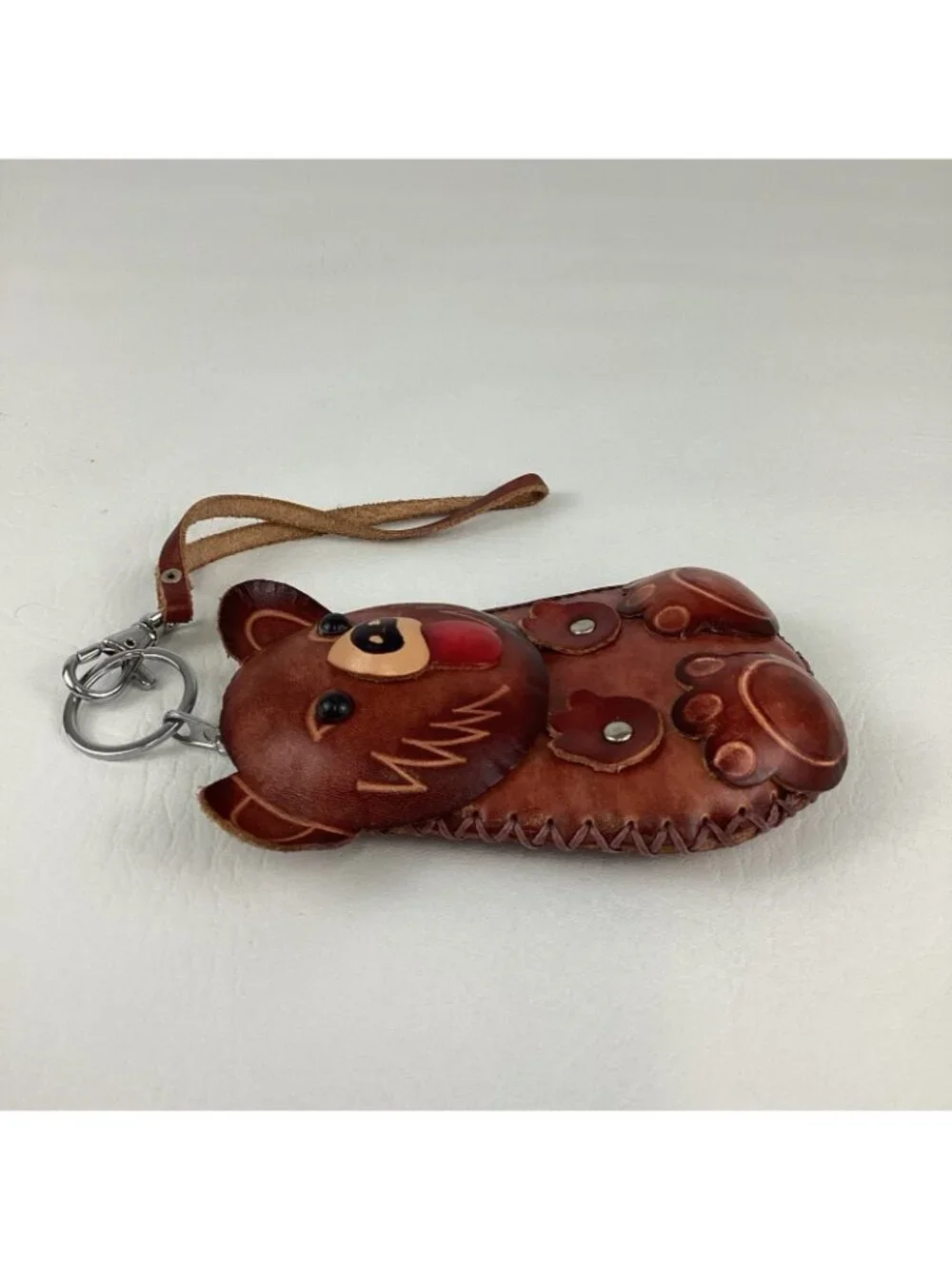 Hand Tooled Leather 3D Bear Coin Purse Wristlet Wallet Keychain Zip Around - Picture 4 of 10